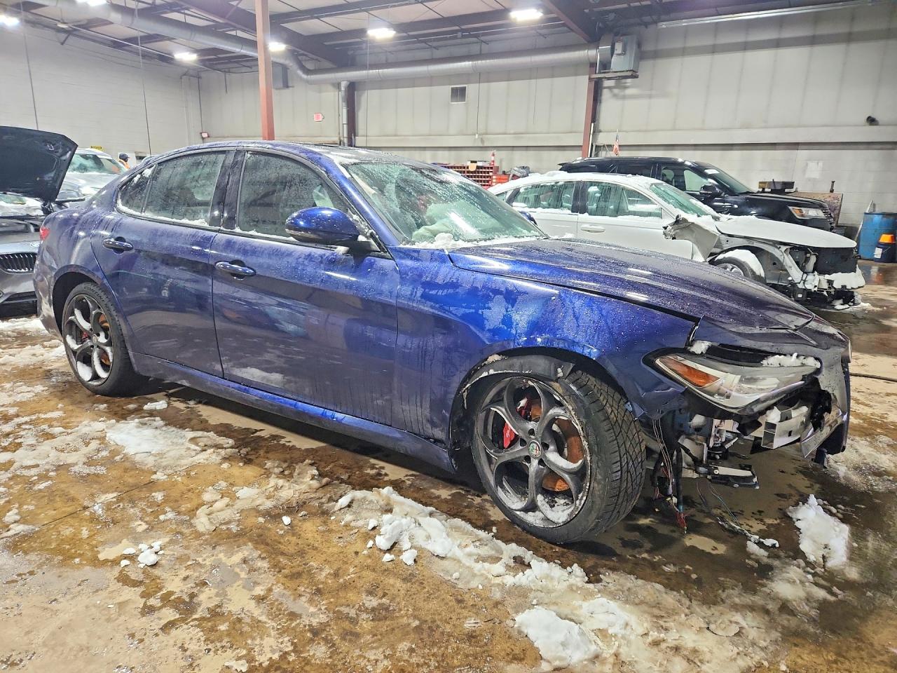 Alfa Romeo Giulia Ti Q4