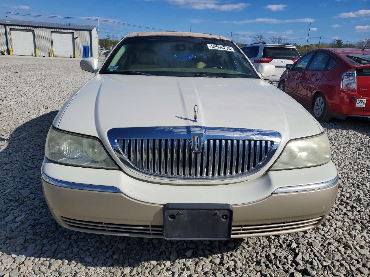 Lincoln Towncar