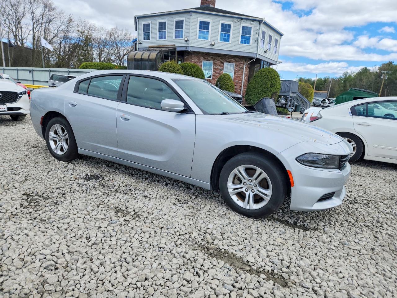 Dodge Charger Sxt