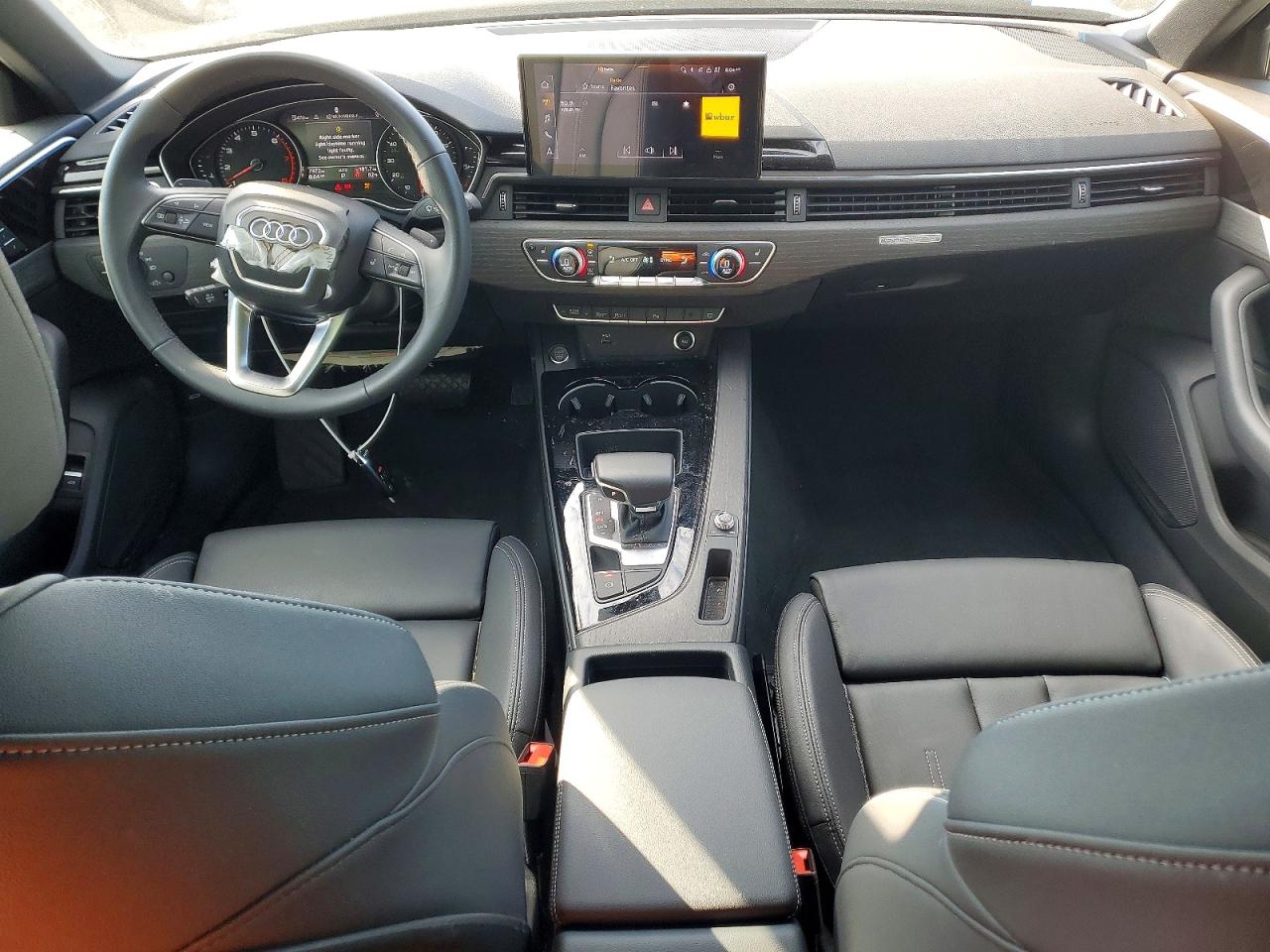 Audi A4 Premium 45