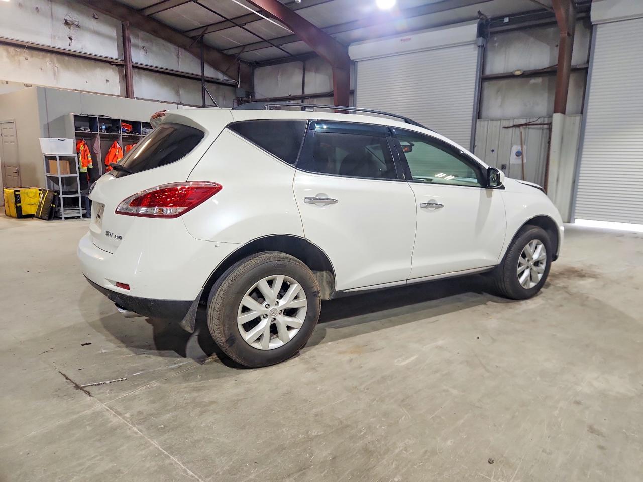 Nissan Murano Sv