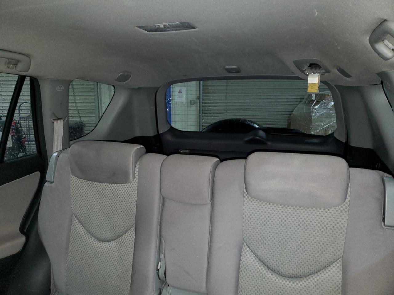 Toyota RAV4 Base
