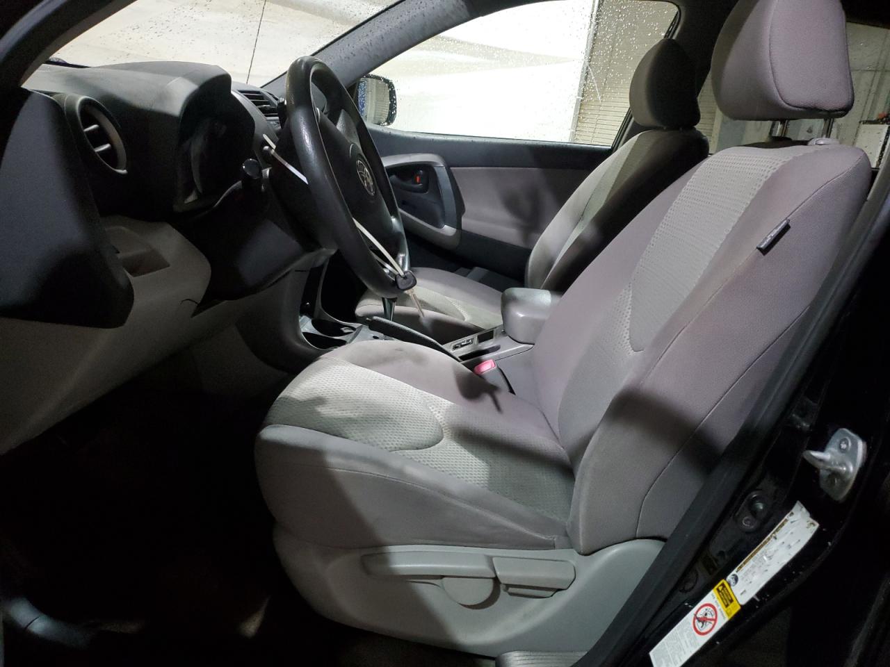 Toyota RAV4 Base