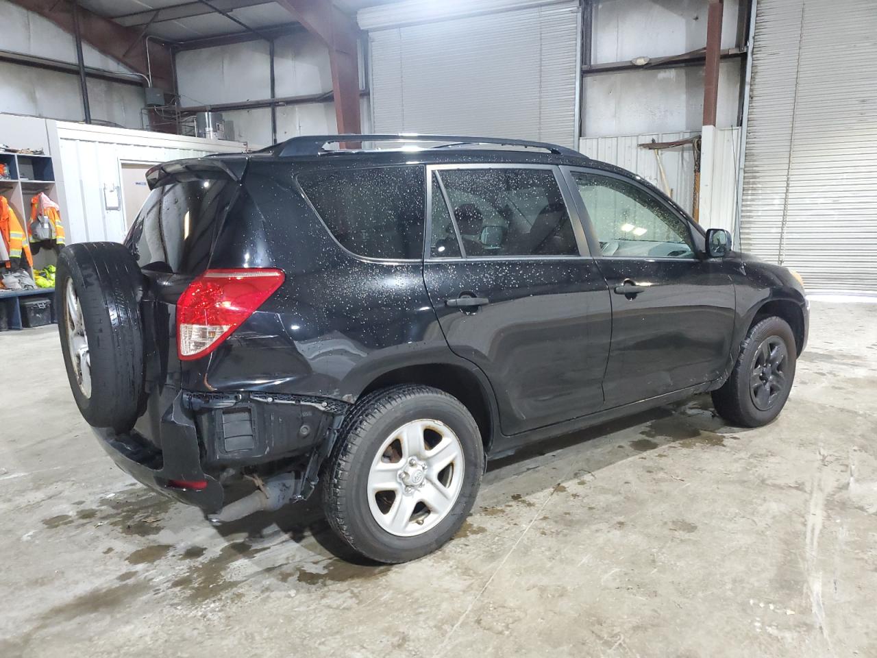 Toyota RAV4 Base