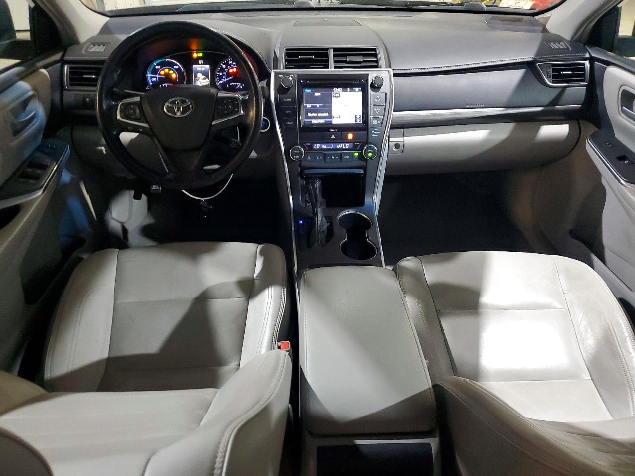 Toyota Camry Xle