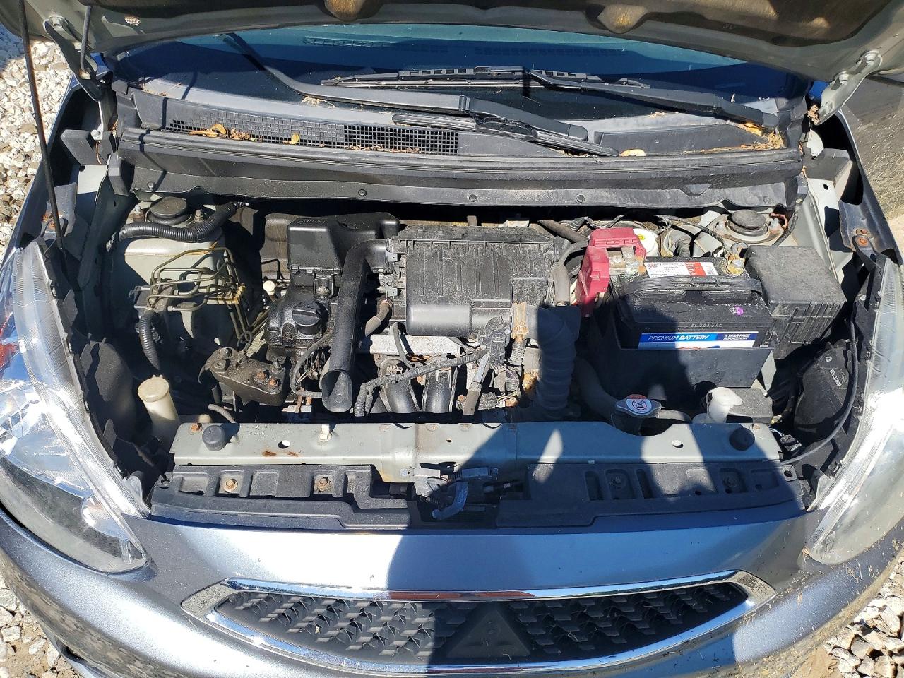 Mitsubishi Mirage Es