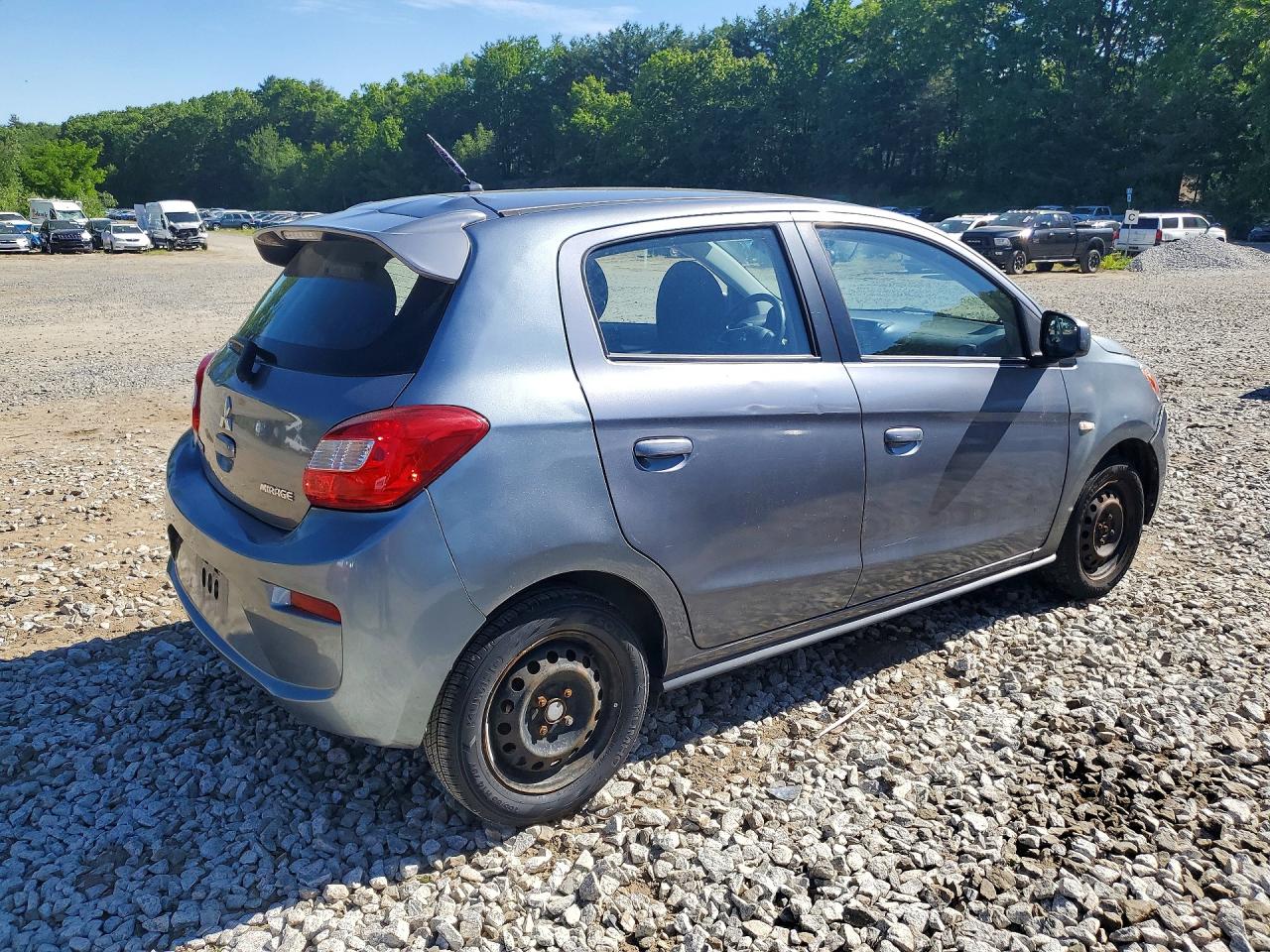 Mitsubishi Mirage Es
