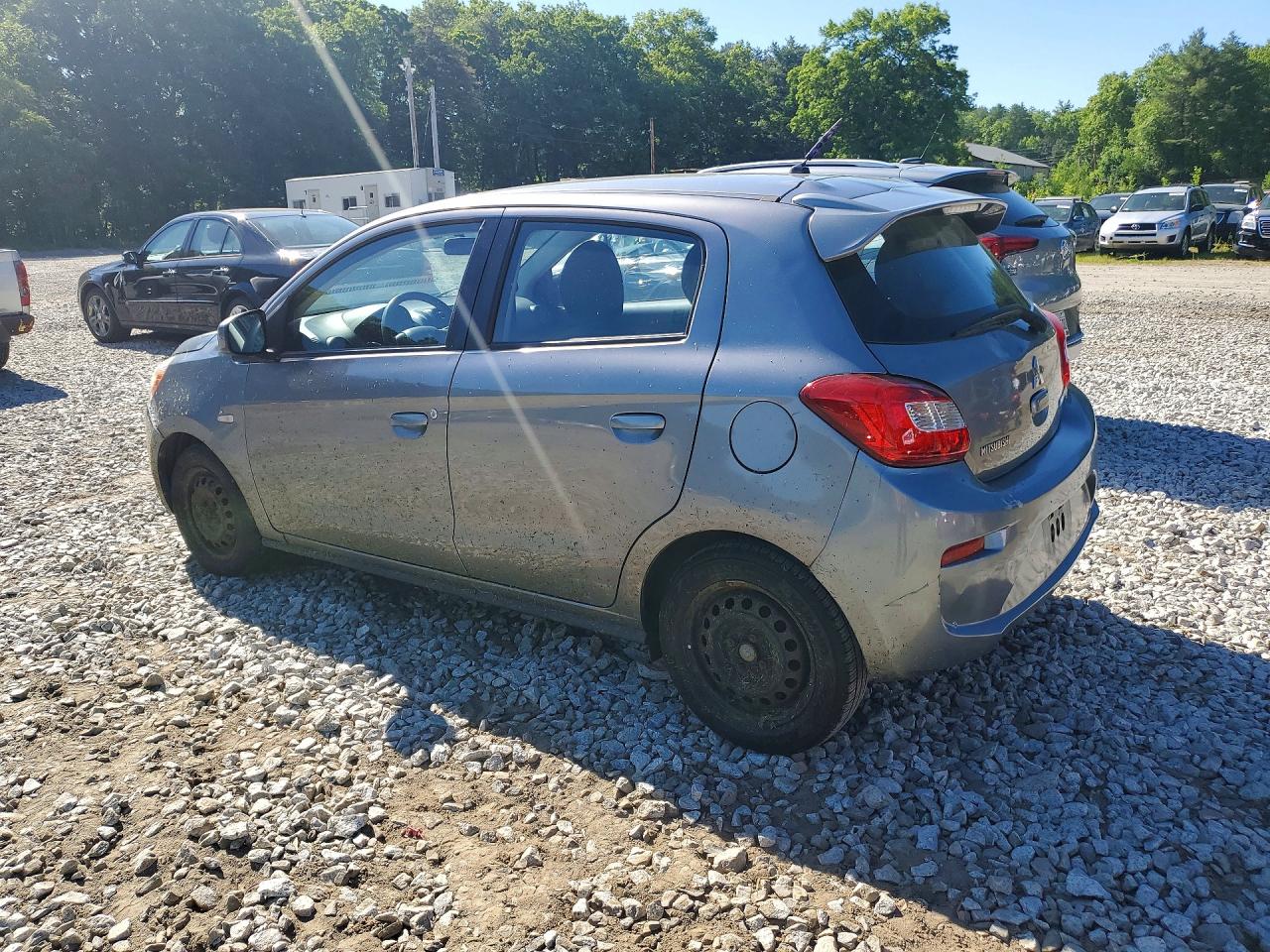 Mitsubishi Mirage Es
