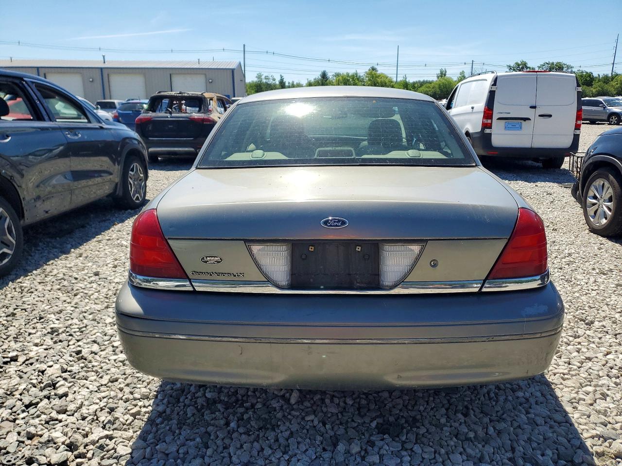 Ford Crown Vic Lx