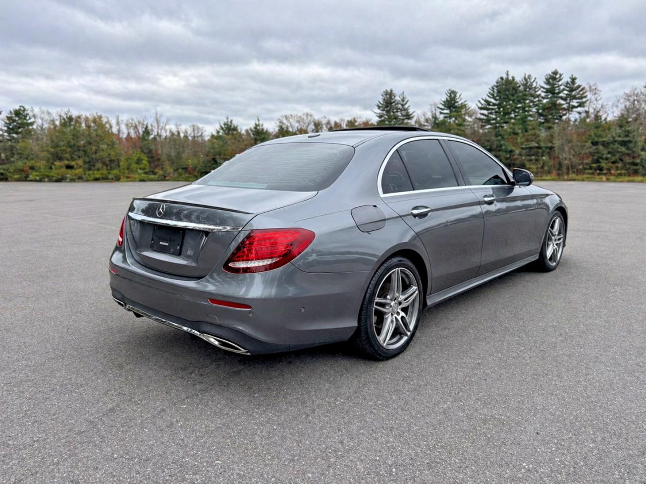 Mercedes-Benz E-Class 300 4matic