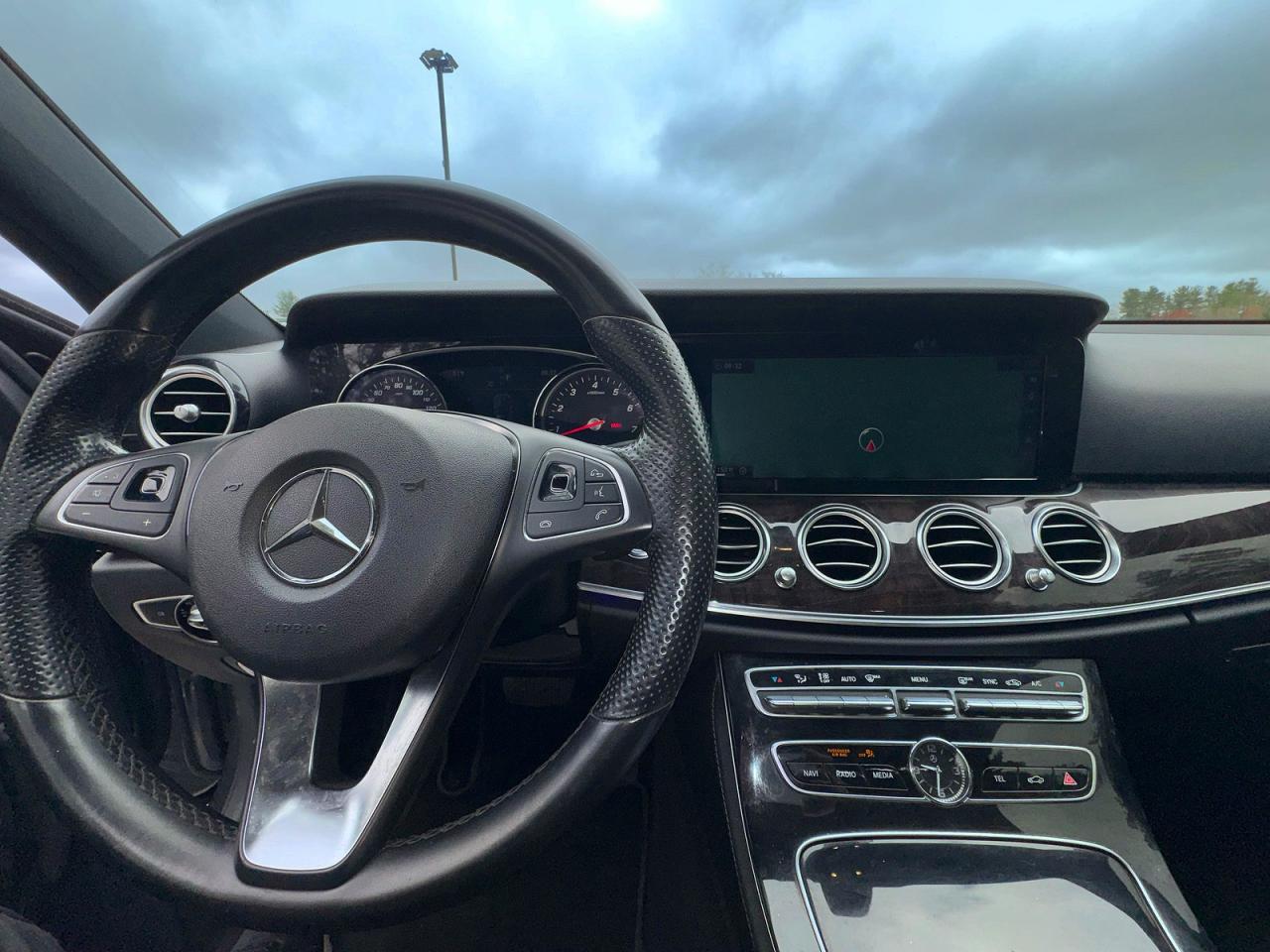 Mercedes-Benz E-Class 300 4matic