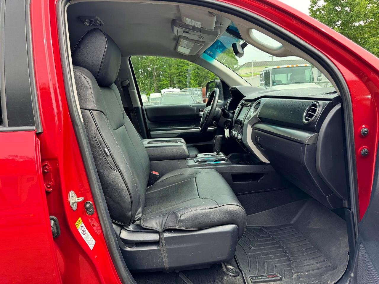 Toyota Tundra Sr5