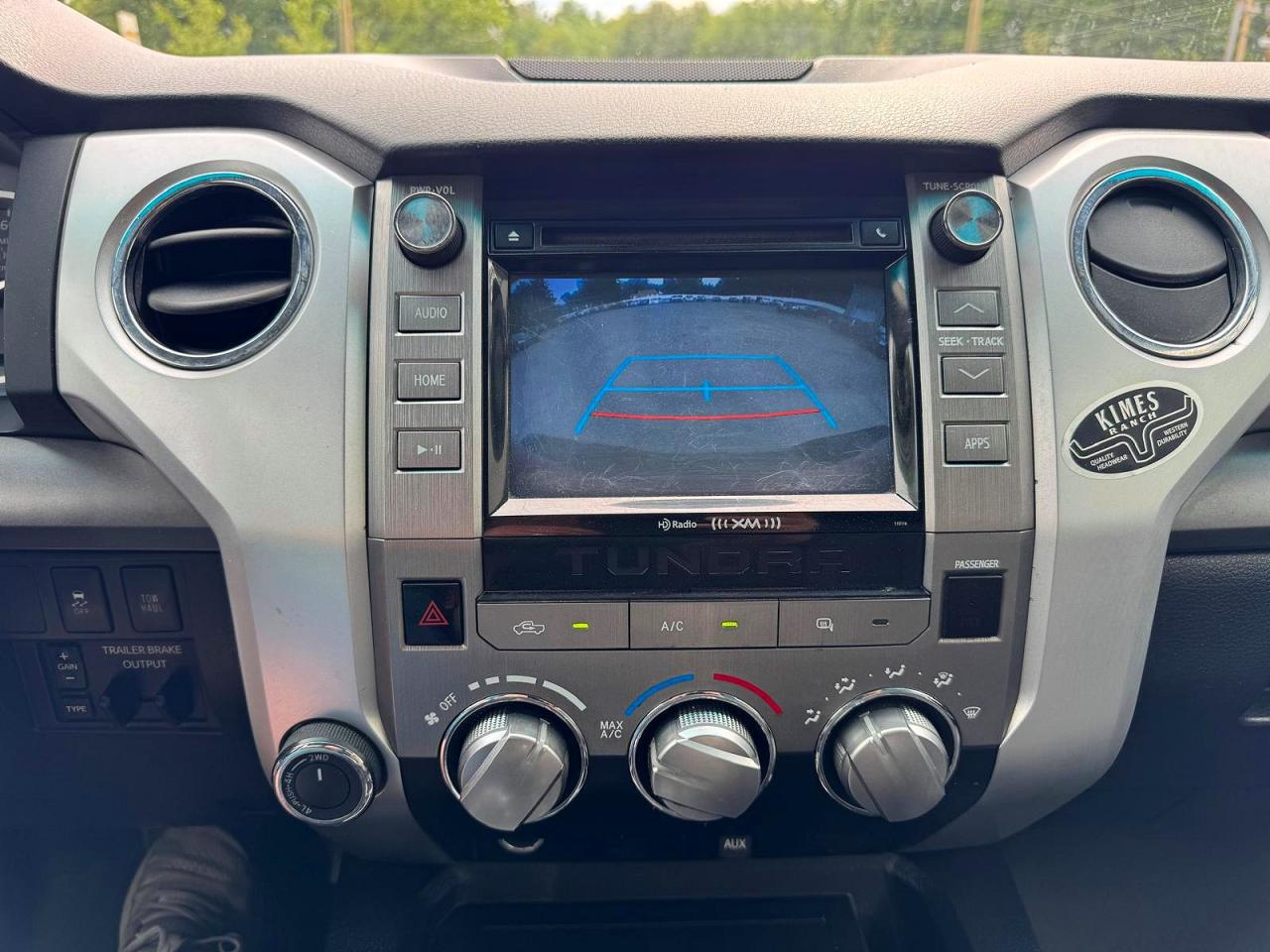 Toyota Tundra Sr5
