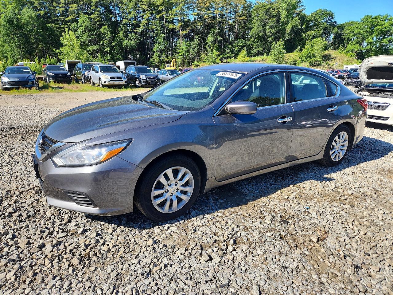 Salvage Nissan Altima Image