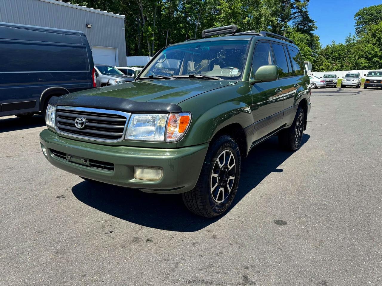 Salvage Toyota Land Cruis Image