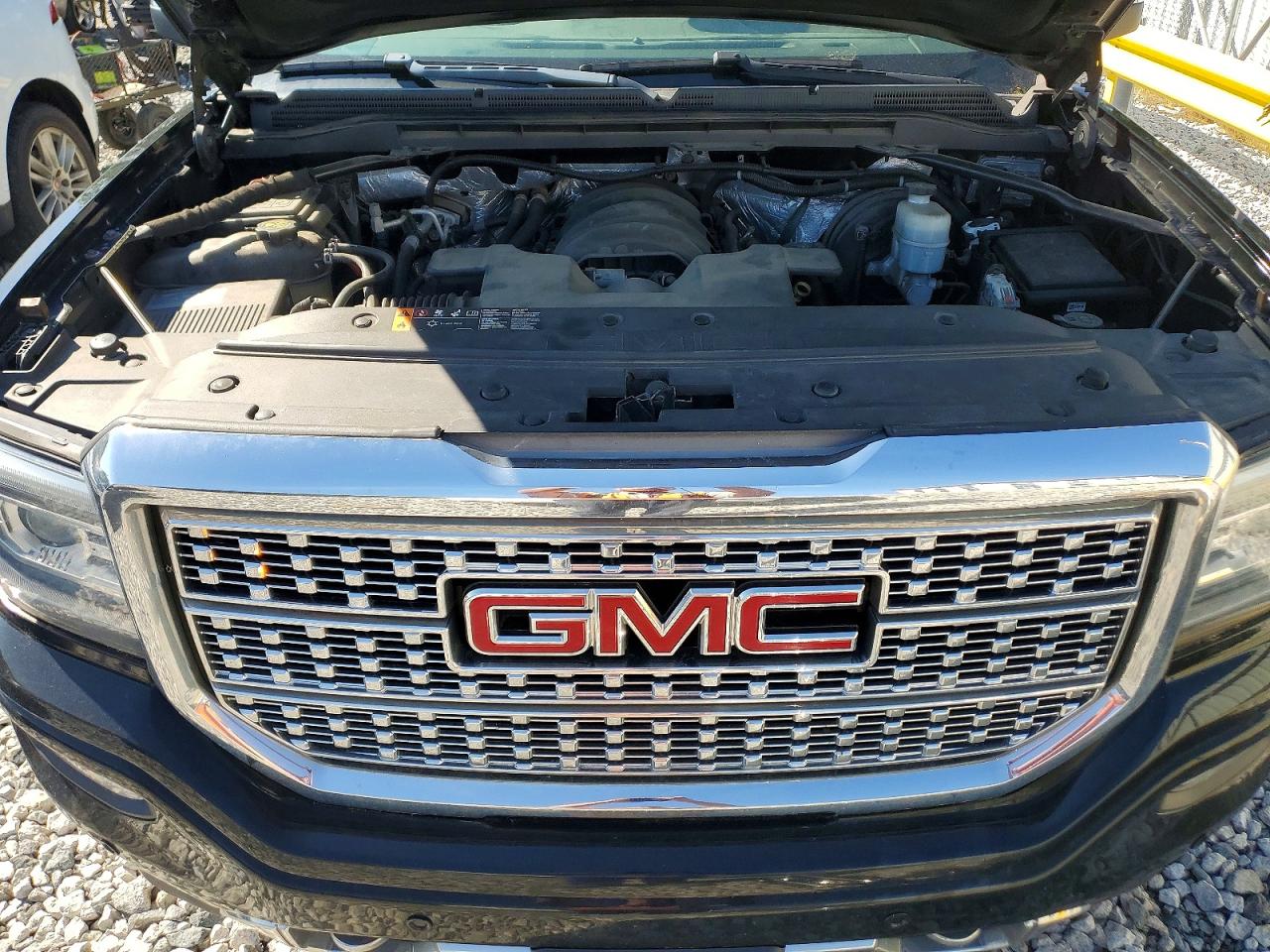GMC Sierra K1500 Denali