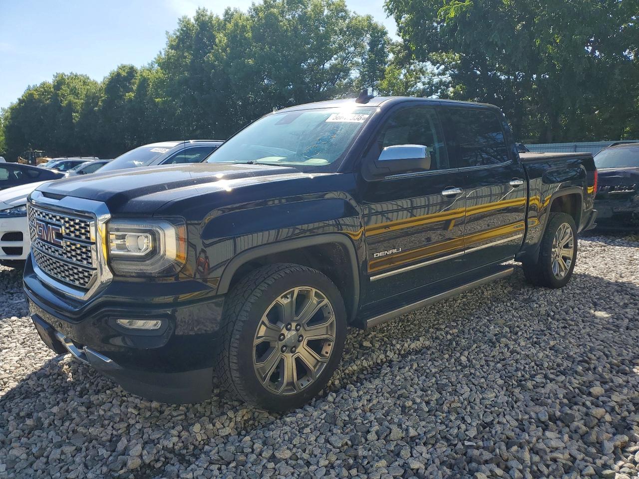 Salvage GMC Sierra Image