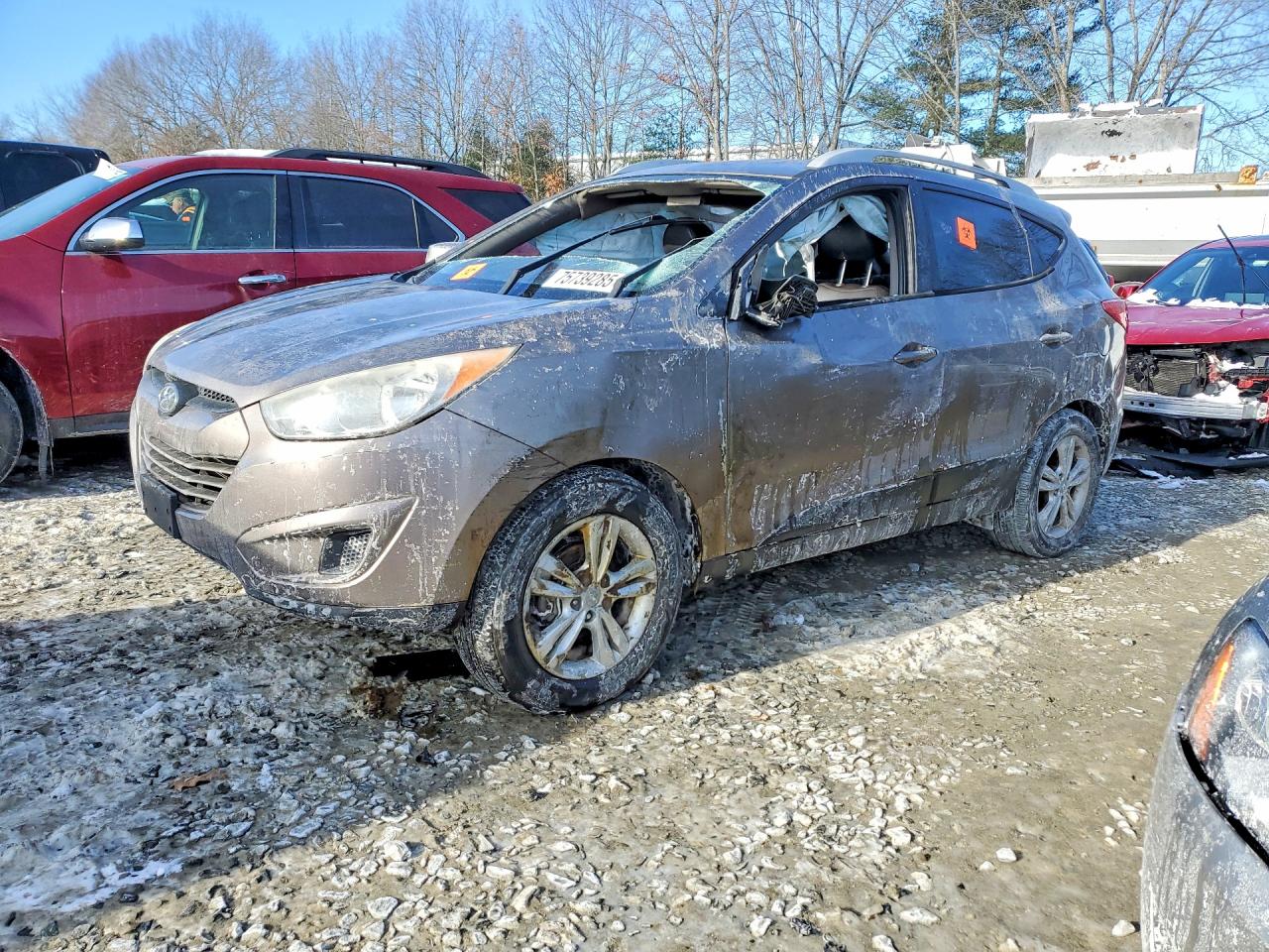 Salvage Hyundai TUCSON Image