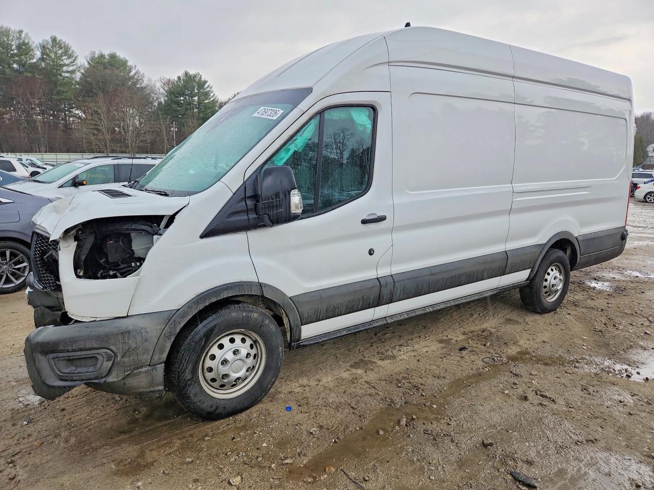 Salvage Ford Transit Image