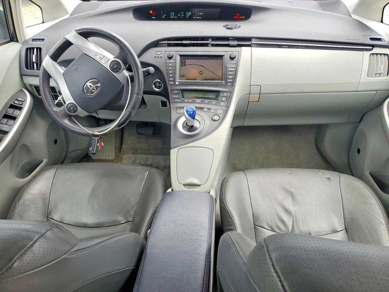 Toyota Prius V