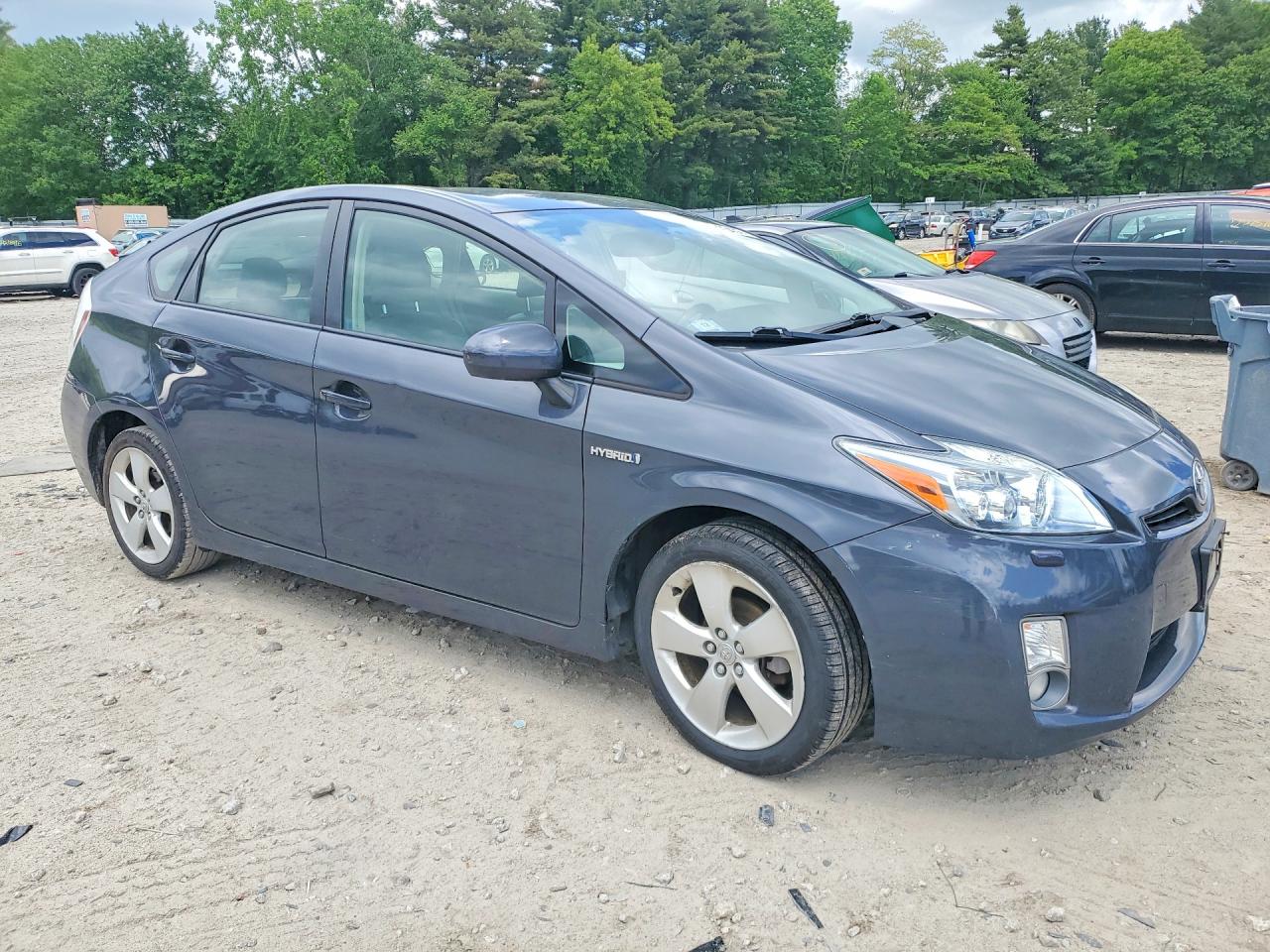 Toyota Prius V