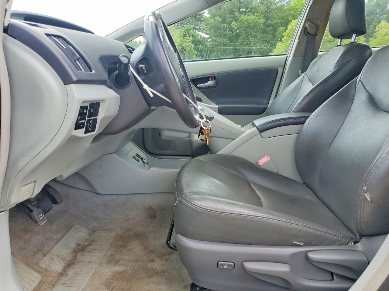 Toyota Prius V
