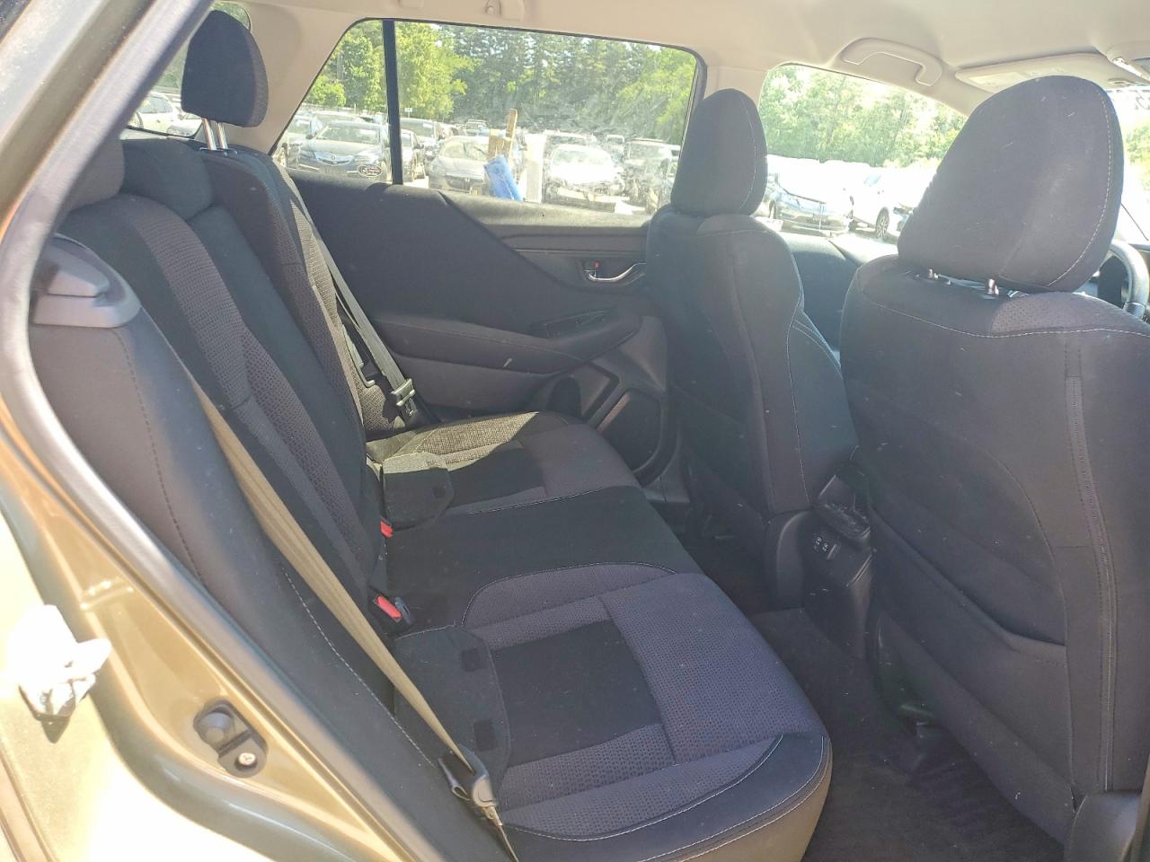 Subaru Outback Premium