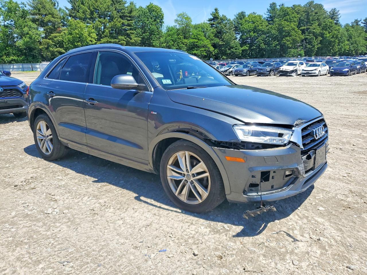 Audi Q3 Premium Plus