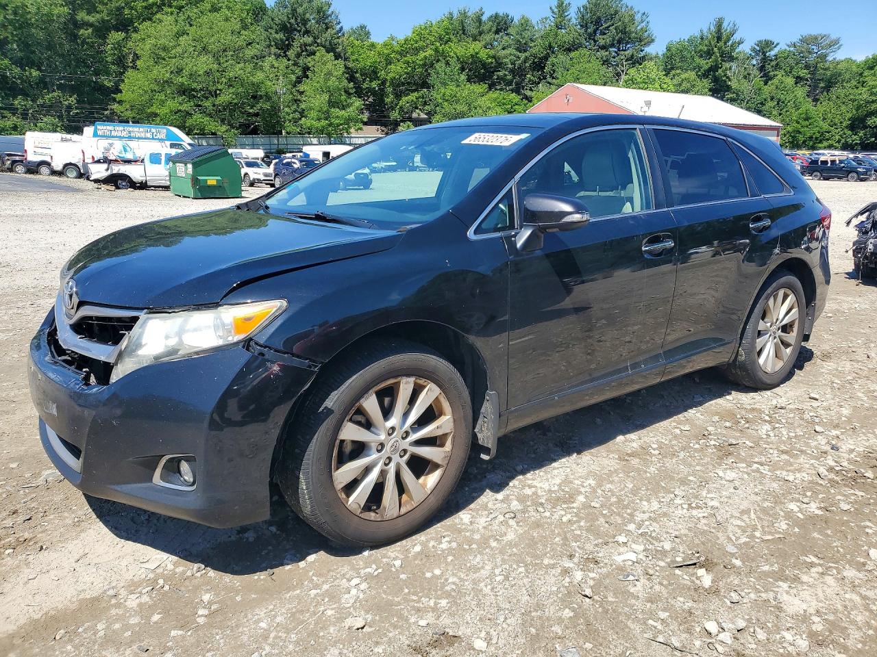 Salvage Toyota Venza Image