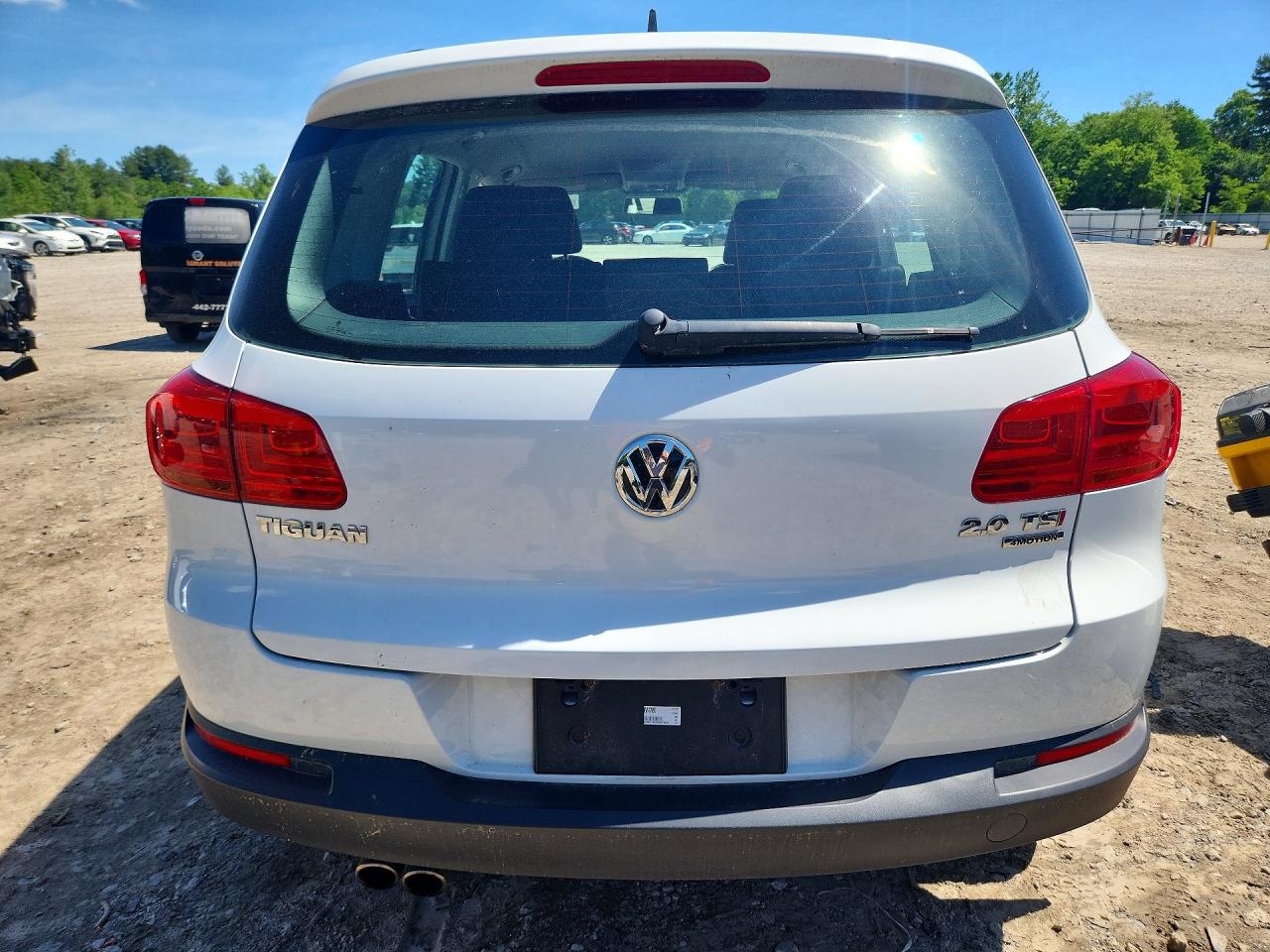 Volkswagen Tiguan S