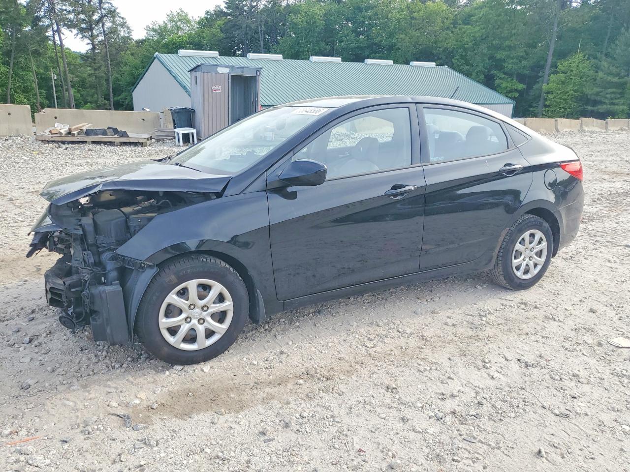 Salvage Hyundai ACCENT Image