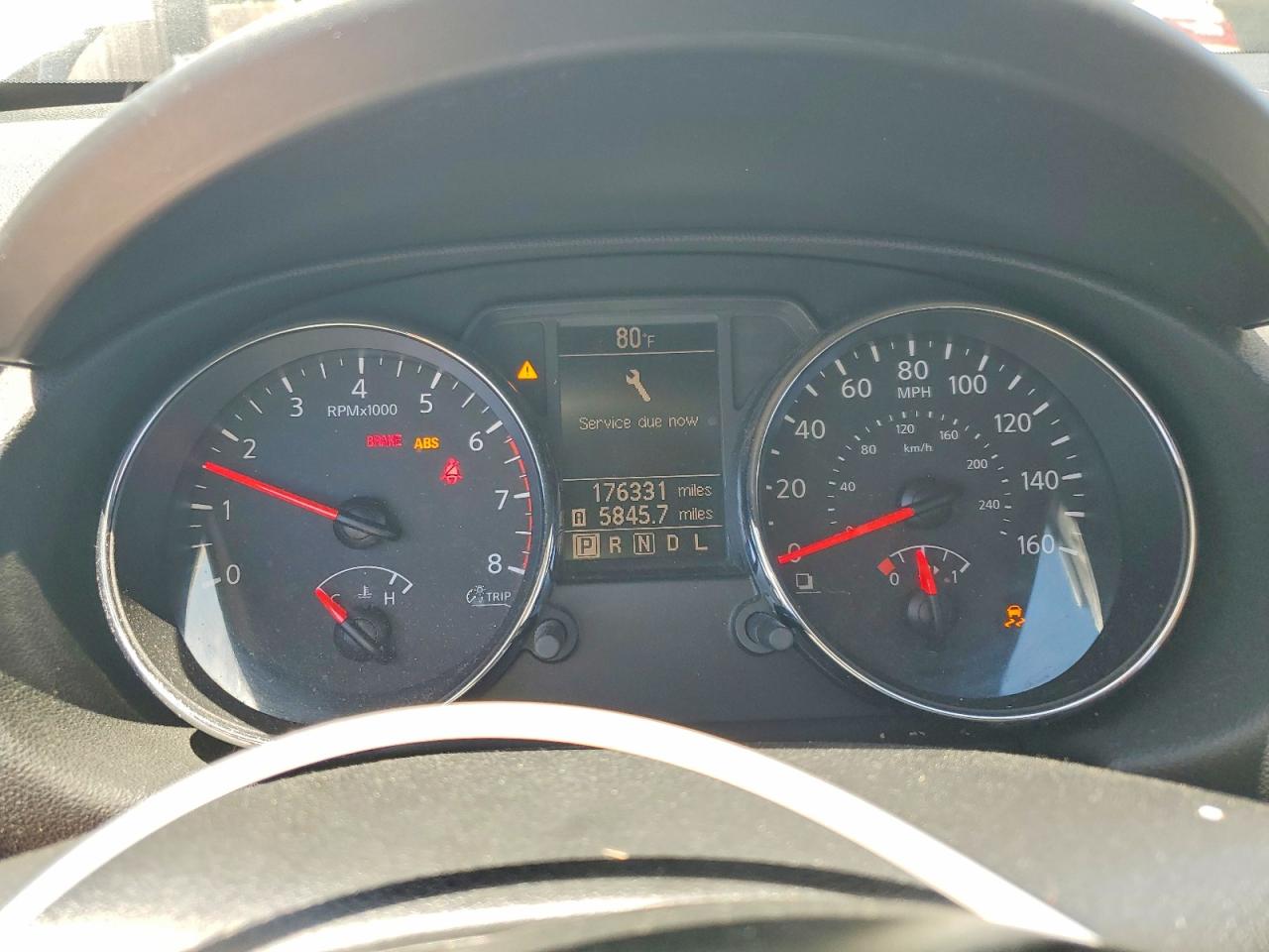 Nissan Rogue S