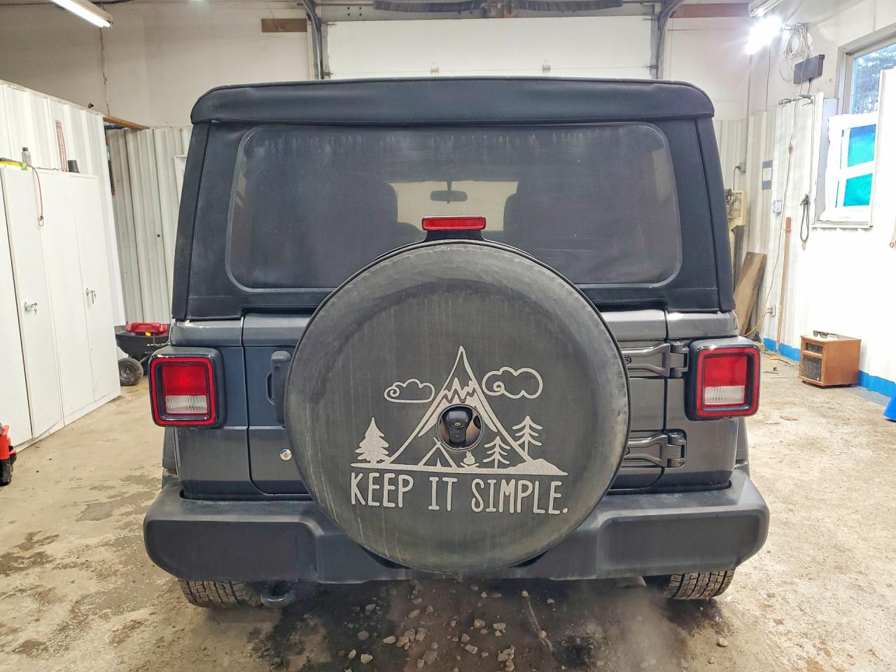 Jeep Wrangler Sport