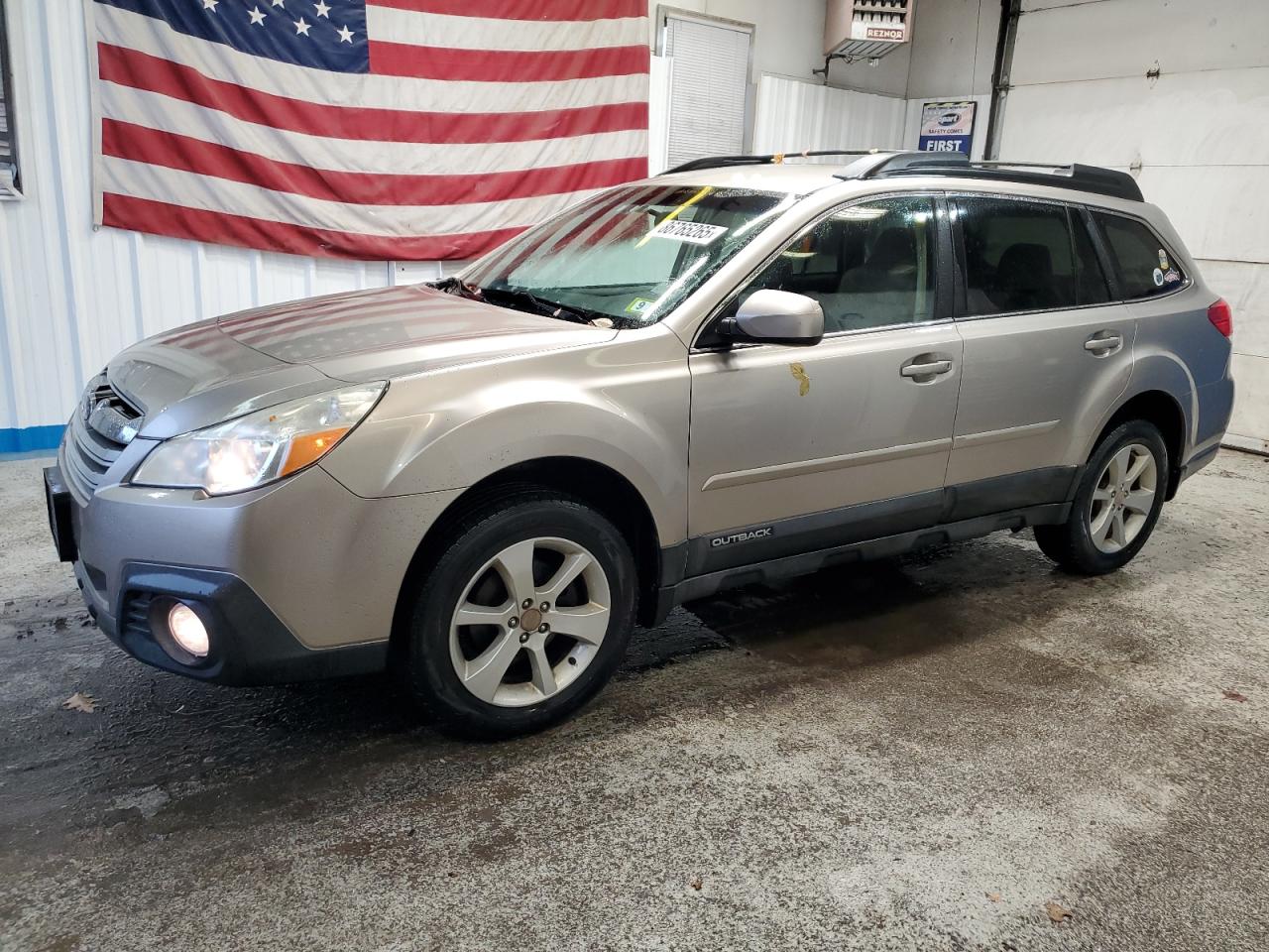 Salvage Subaru Outback Image