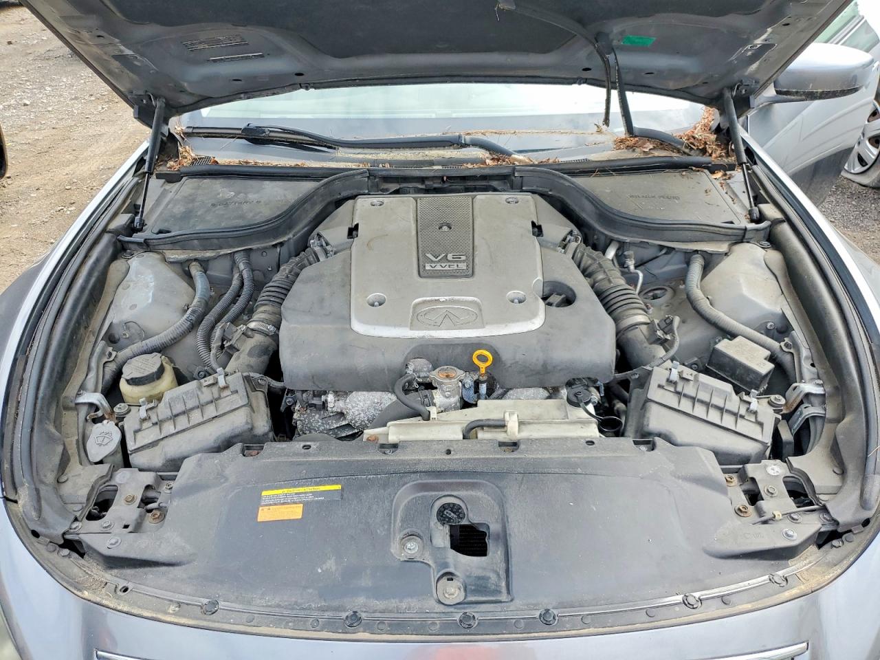 INFINITI G37 X