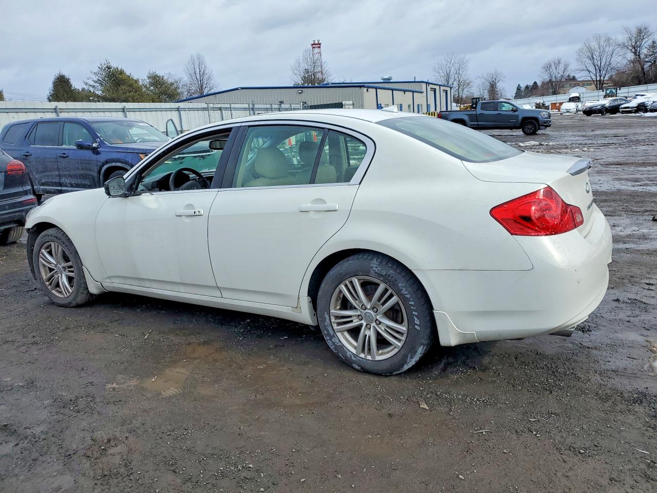 INFINITI G37 Sedan X