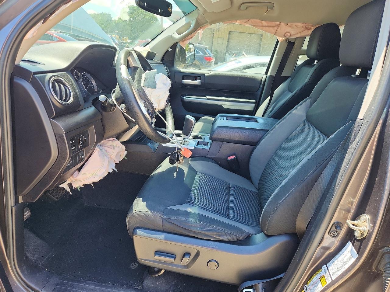 Toyota Tundra Sr5