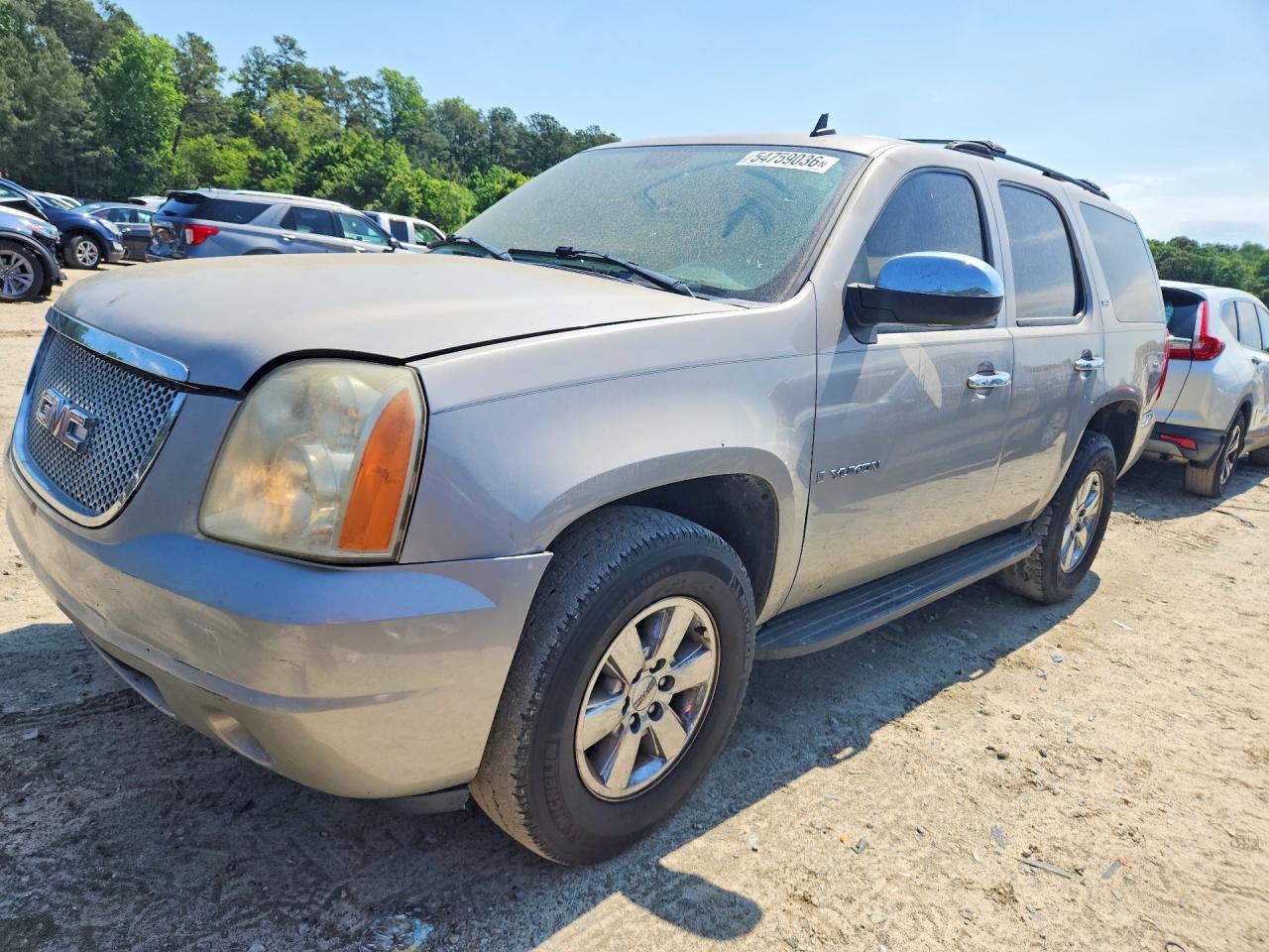 Salvage GMC Yukon Image
