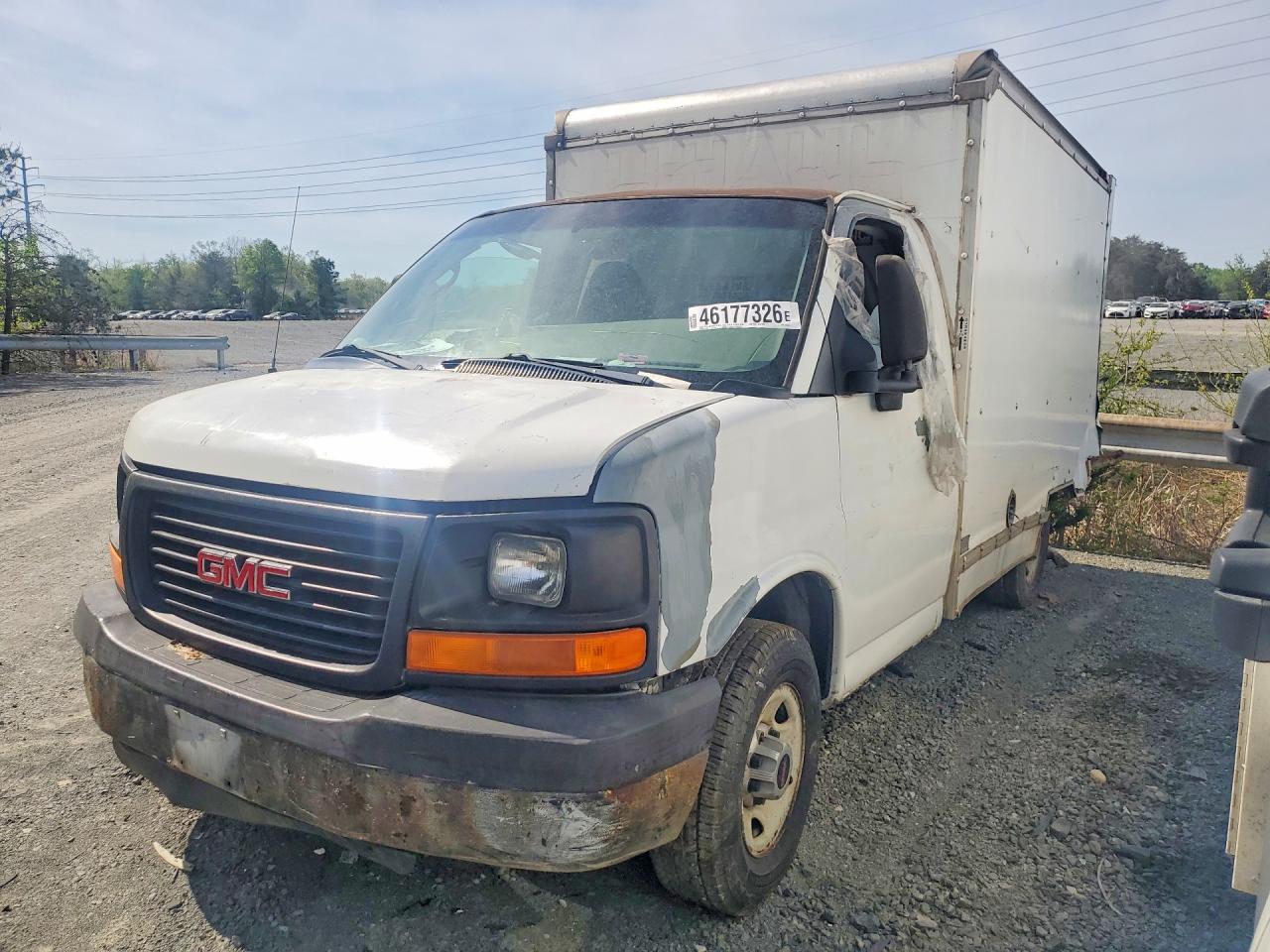 Salvage GMC Savana Image
