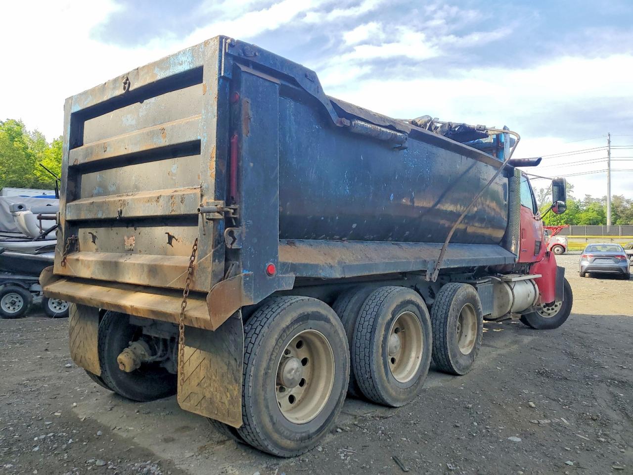 Sterling Truck Lt9522