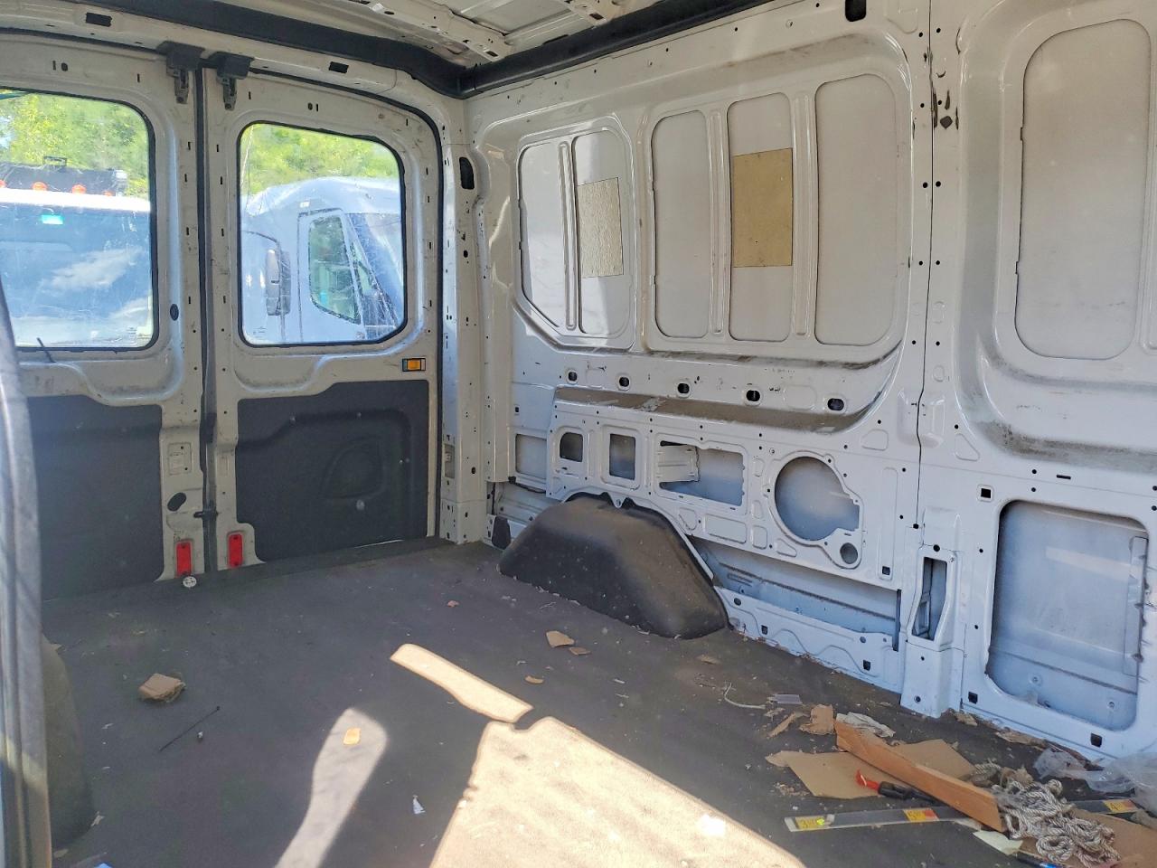 Ford Transit T-250