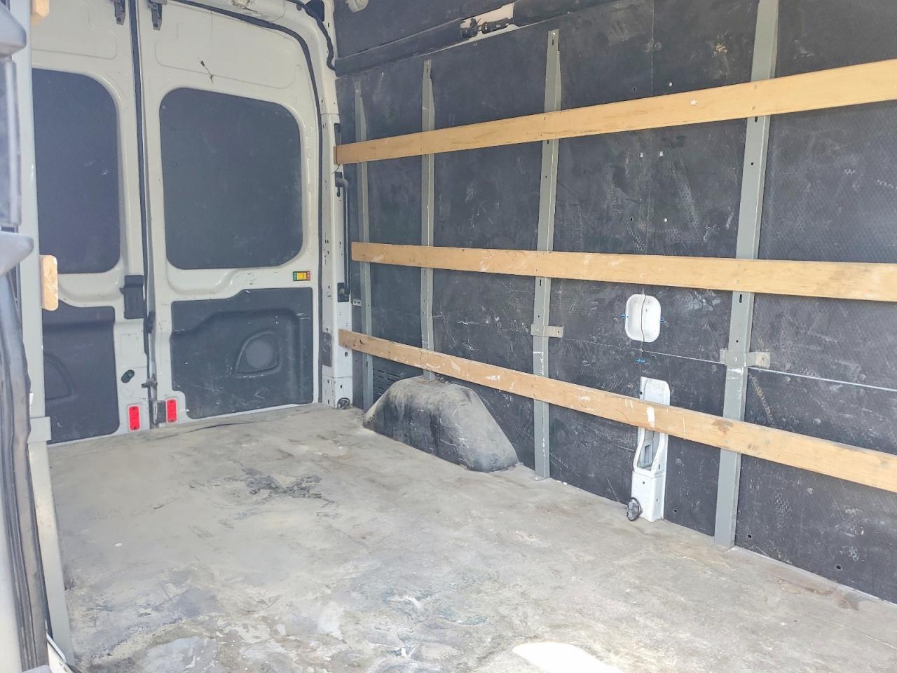 Ford Transit T-250