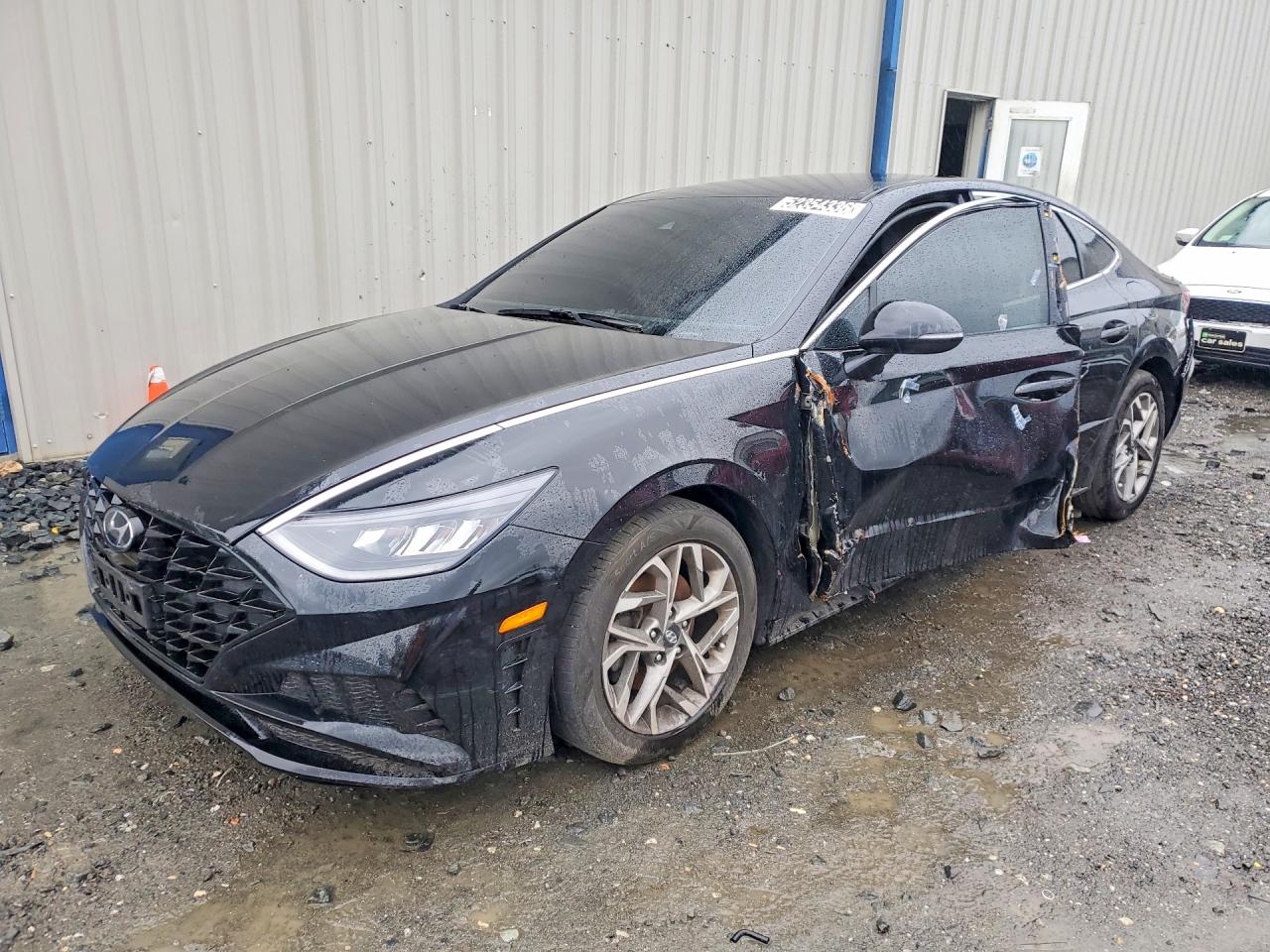 Salvage Hyundai SONATA Image