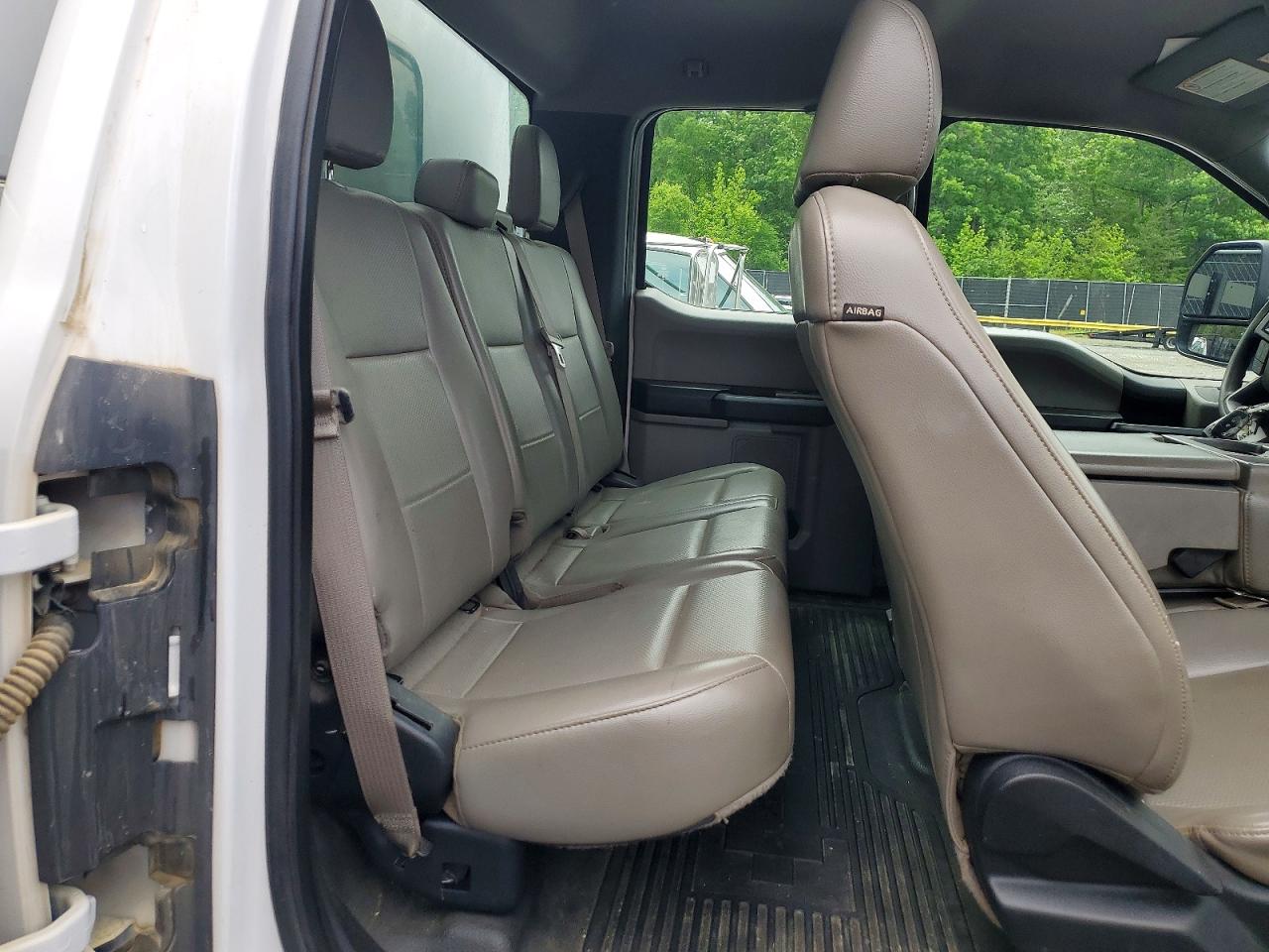 Ford F-350 Super Duty