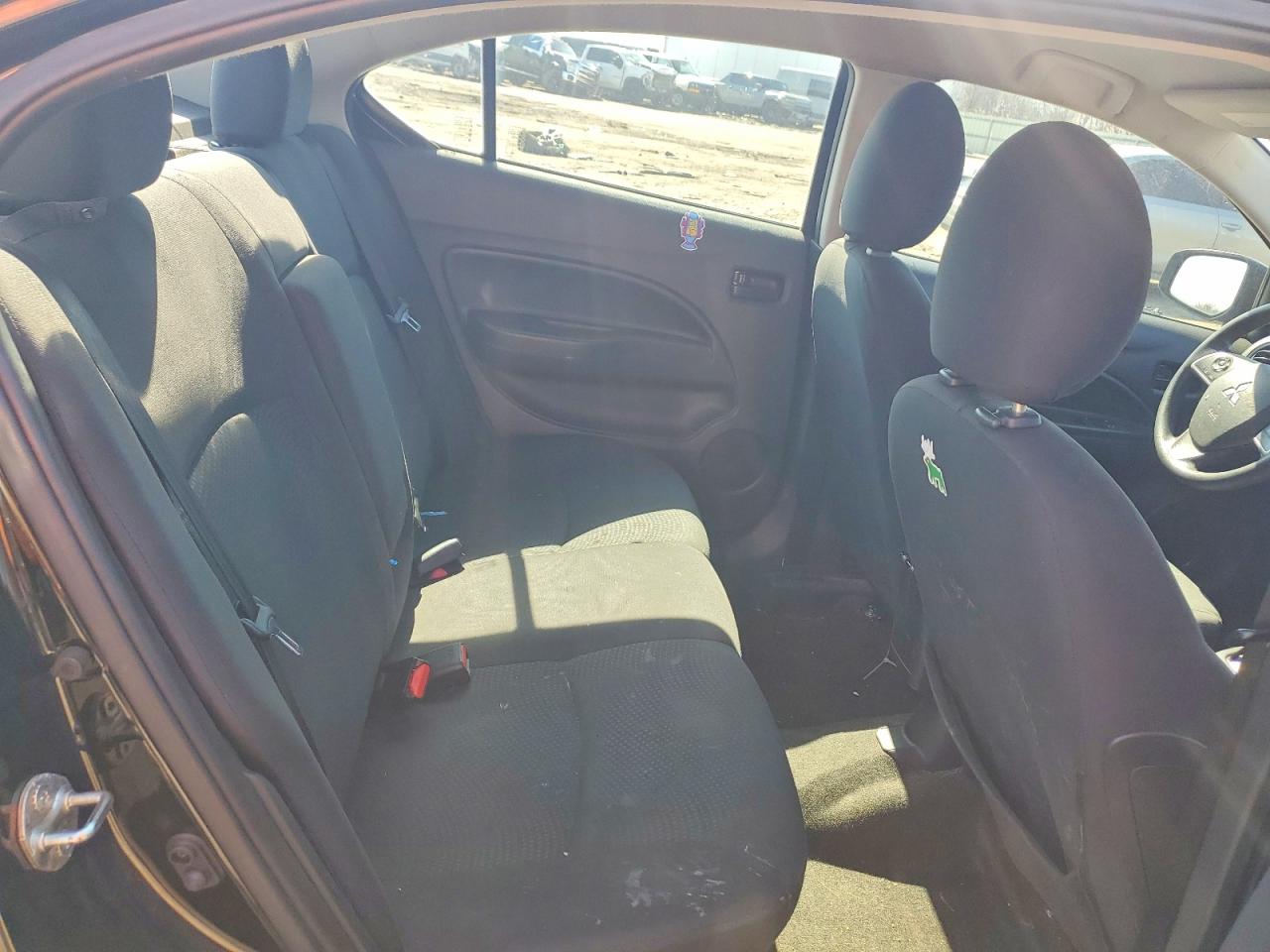 Mitsubishi Mirage G4 Es