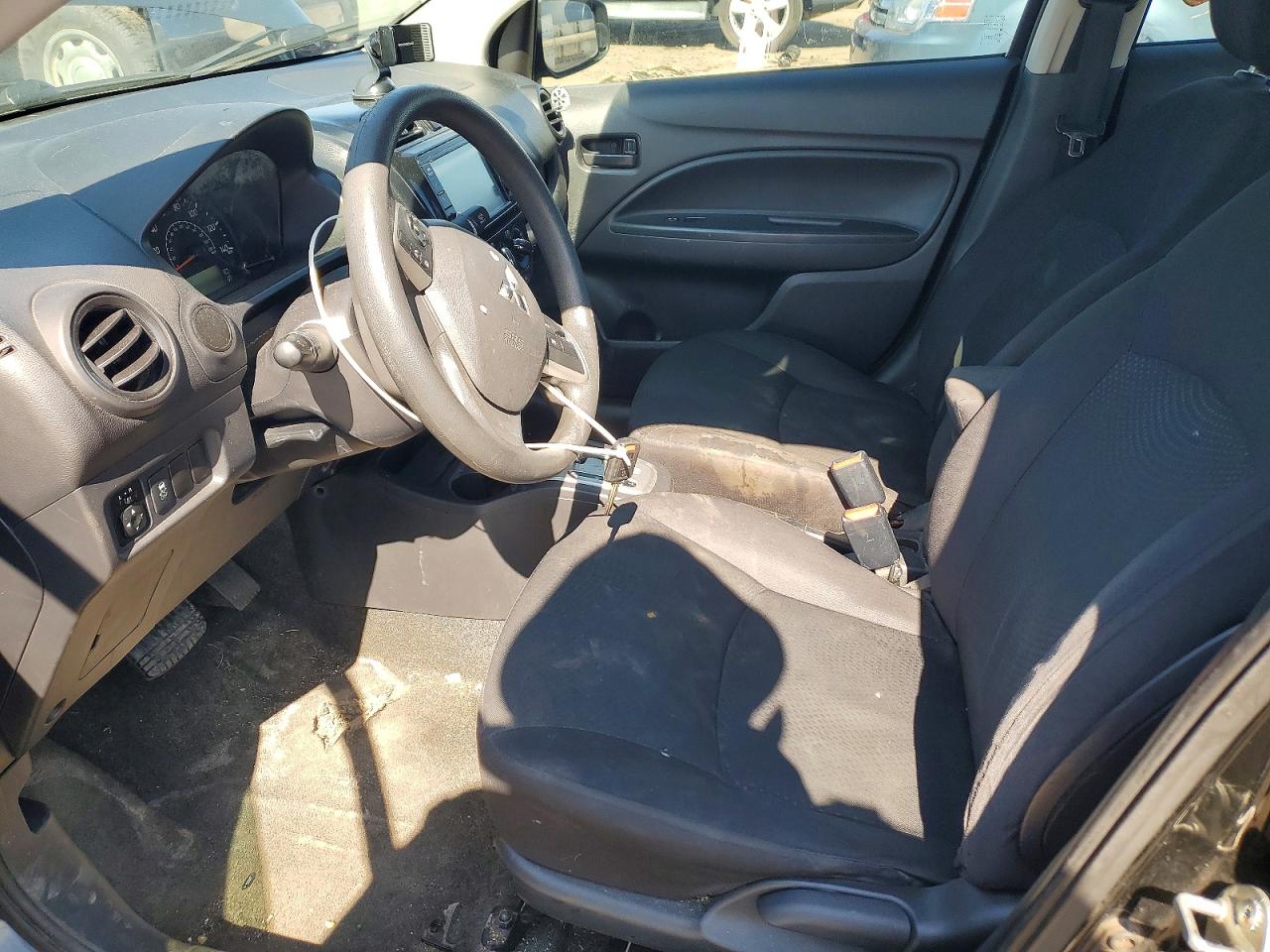 Mitsubishi Mirage G4 Es