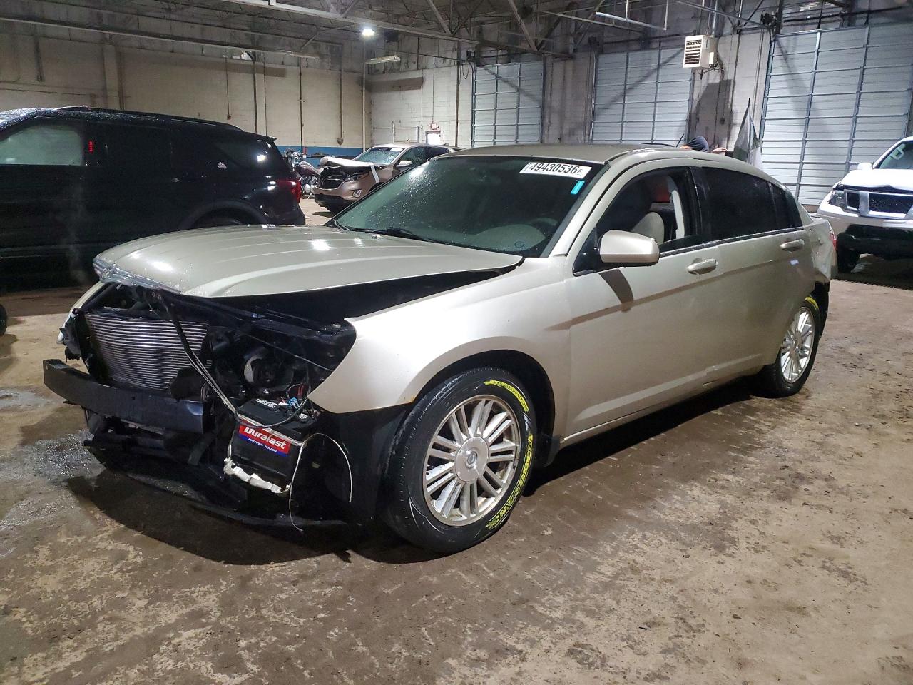Salvage Chrysler Sebring Image