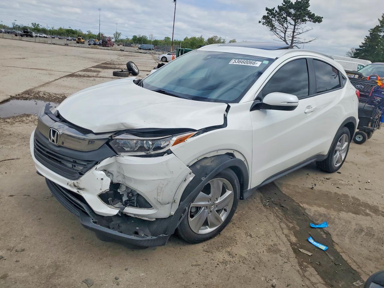Salvage Honda HR-V Image