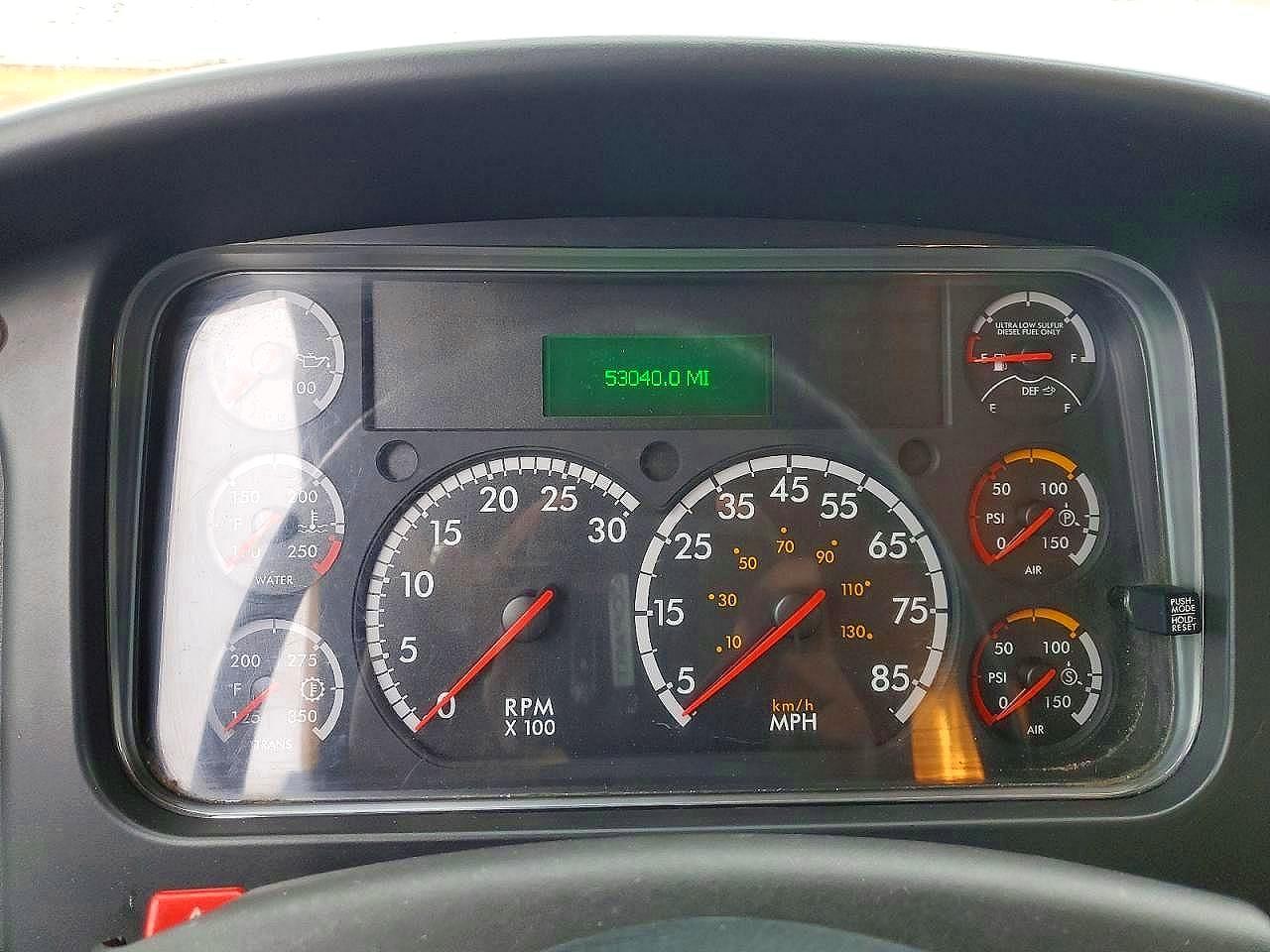 Freigliner 108sd