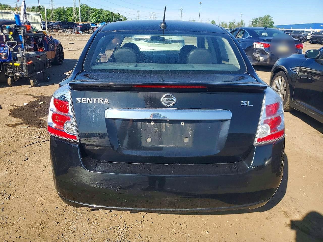 Nissan Sentra 2.0
